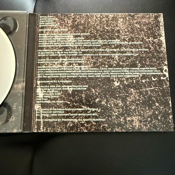 Metallica Death Magnetic album on CD - Picture 3 of 4